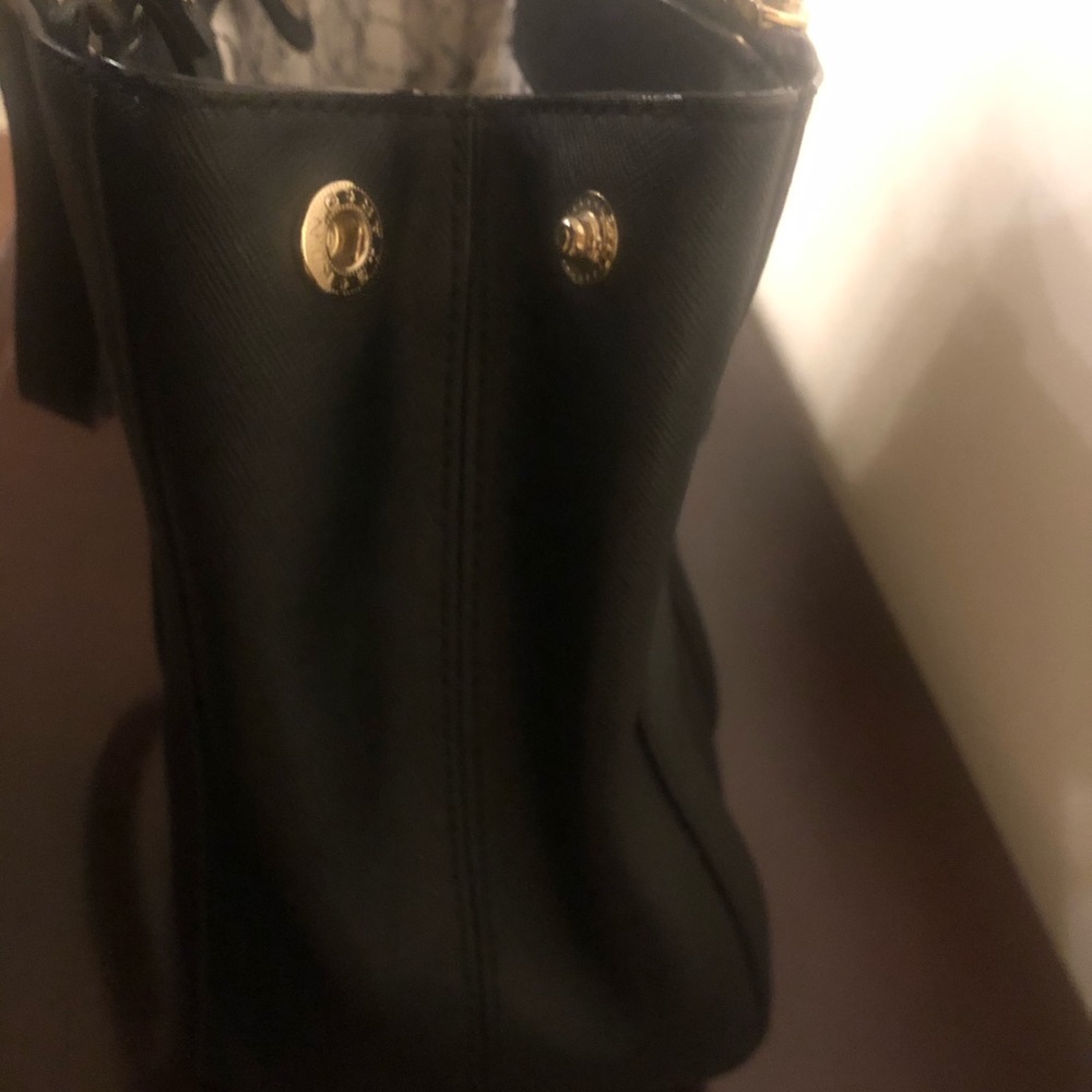Kate Spade Purse - Picture 3 of 5
